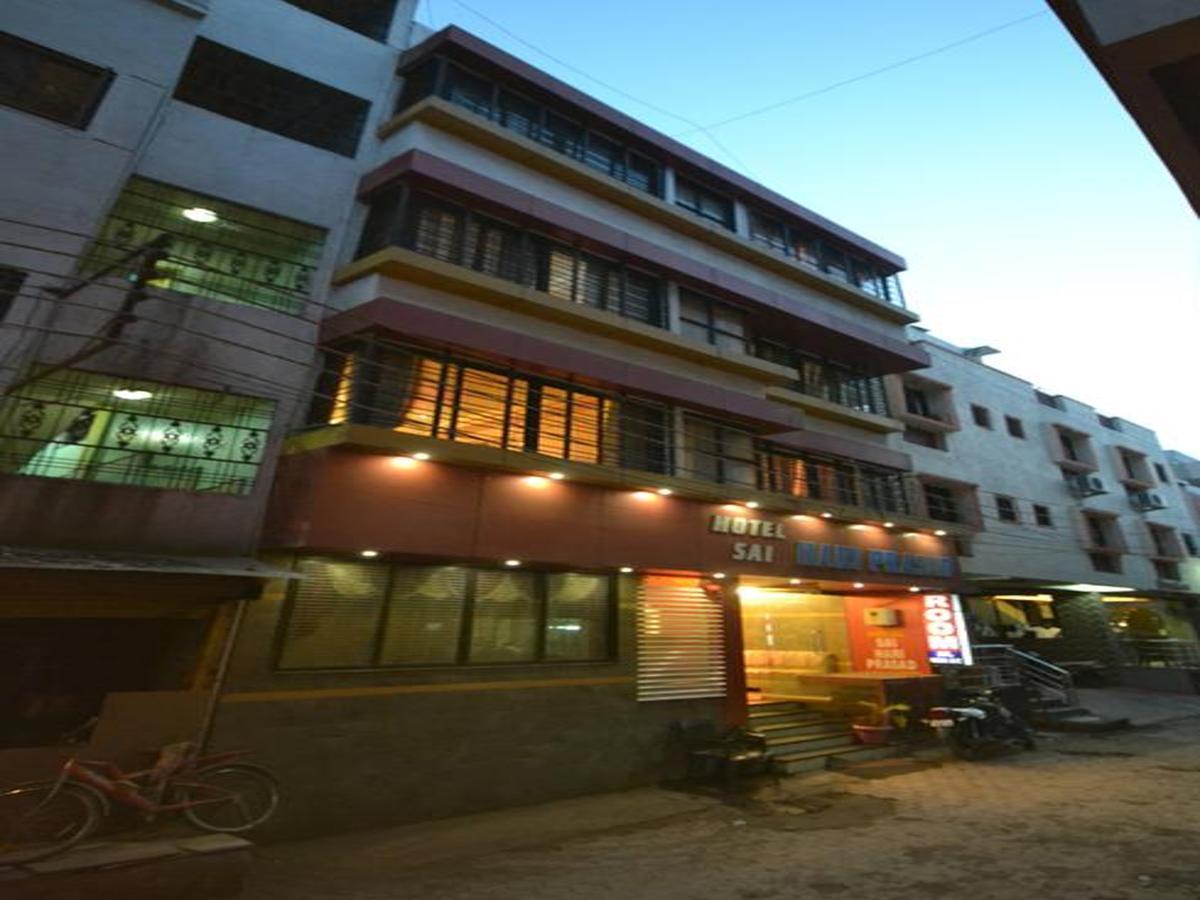 Hotel Sai Hari Prasad شيردي المظهر الخارجي الصورة